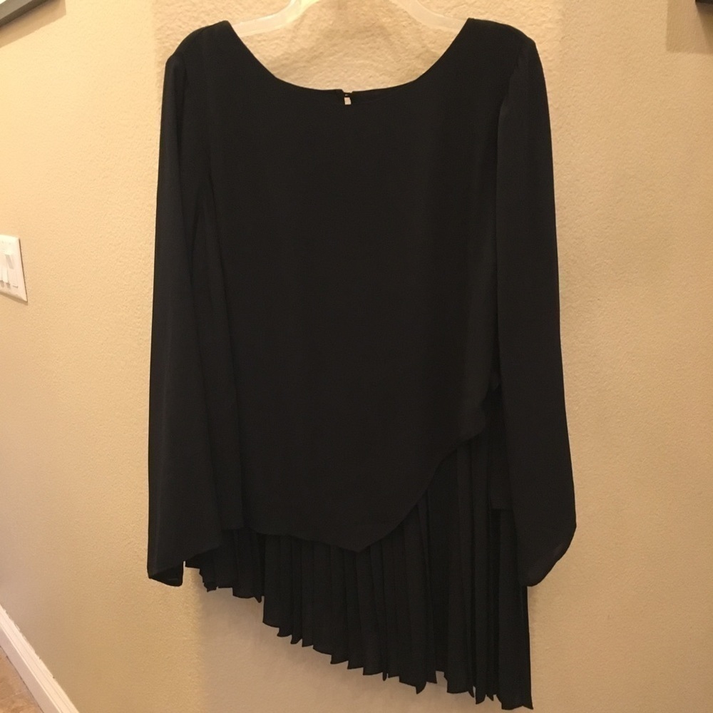 NWT~THE LIMITED Collection Women Black Pleated Asymmetrical Tunic Top Size 0x